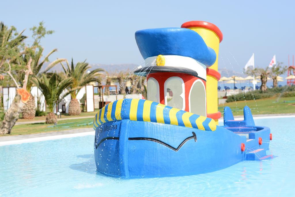 Santa Marina Beach Gazi エクステリア 写真