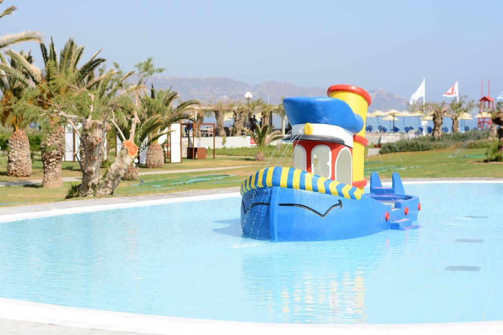 Santa Marina Beach Gazi エクステリア 写真